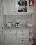 Toaster, Wasserkocher, Kaffeemaschine, Brotschneidemaschine